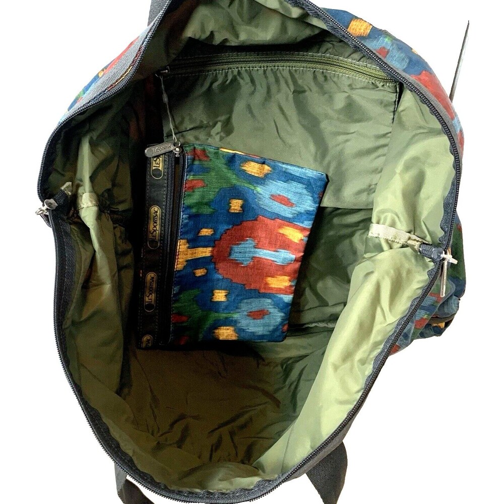 Lesportsac Southwestern Tribal Shoulder Tote Attached Makeup/Accessory Pouch - Picture 3 of 10